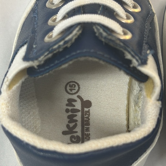 Peknin - Made in Brazil - baby/newborn crib shoes with elastic laces. Size 0 - Picture 7 of 8